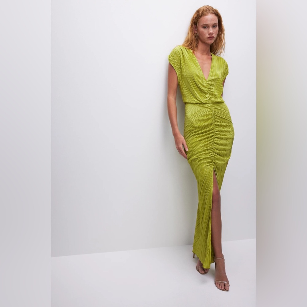 Good American Always Fits Plisse Maxi Dress
